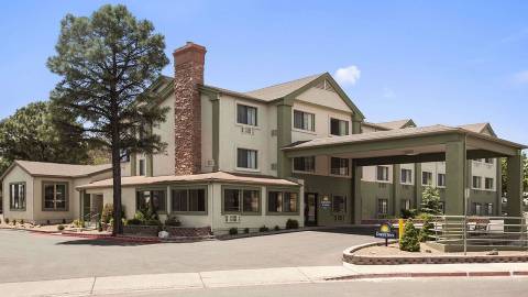 Days Inn & Suites by Wyndham East Flagstaff