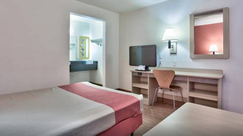 Motel 6 FlagstaffWest - Woodlands